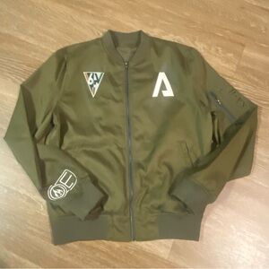 Authentic TITANFALL 2 Army Green Pilot Bomber Flight Jacket ULTRA RARE!!